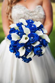 colbalt blue wedding flowers